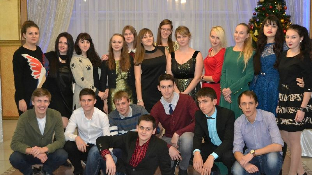 Молодежный совет при главе администрации Западного округа отметили наступающий Новый год
