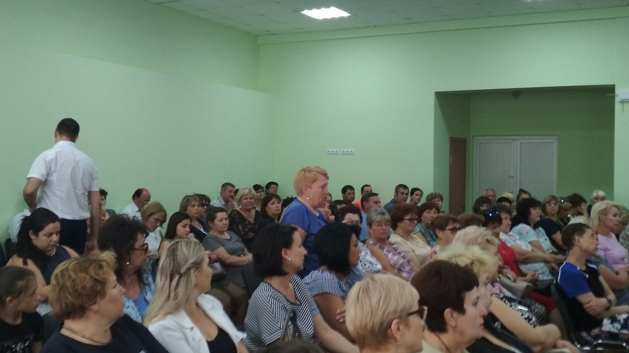 В Комсомольском микрорайоне прошла встреча с жителями