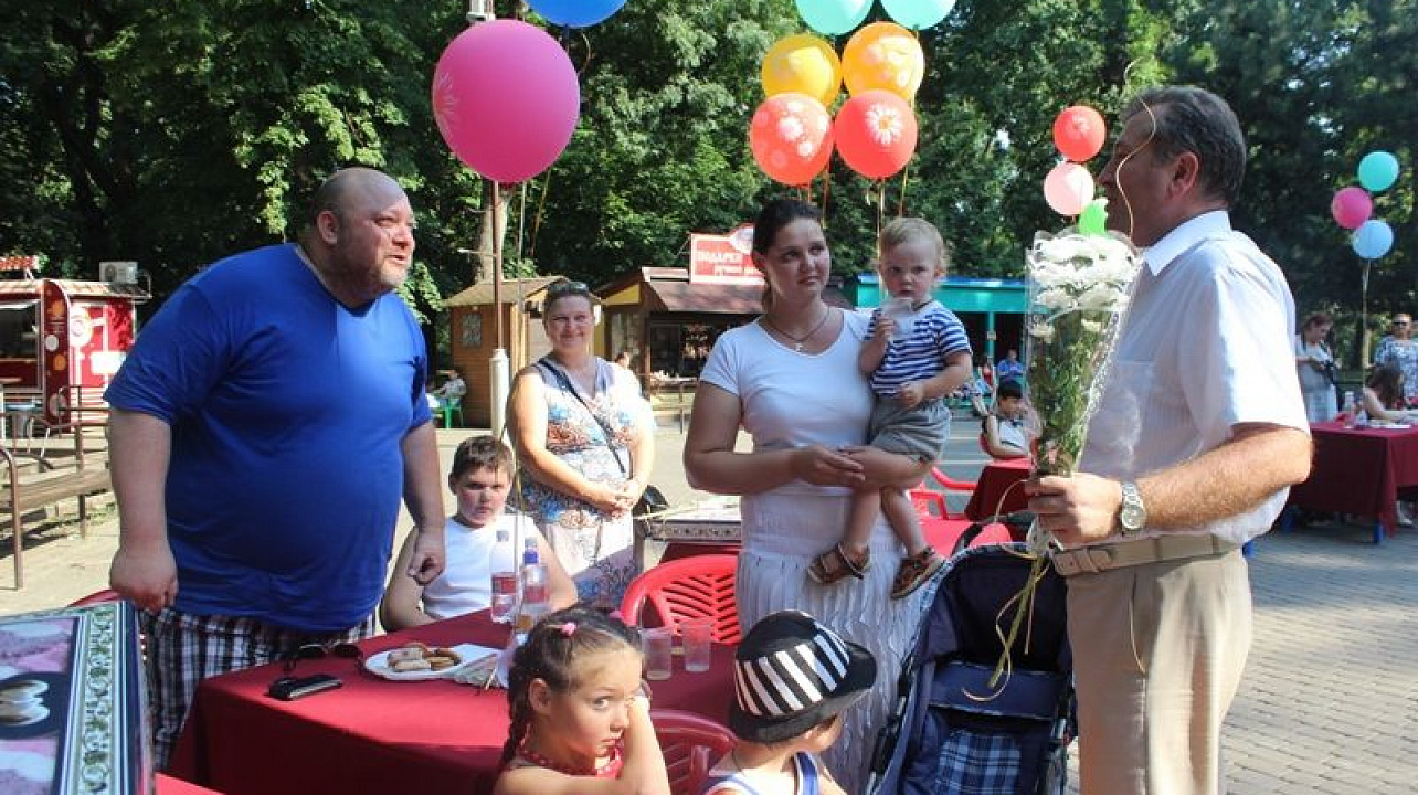 Центральный округ отметил Всероссийский день семьи, любви и верности