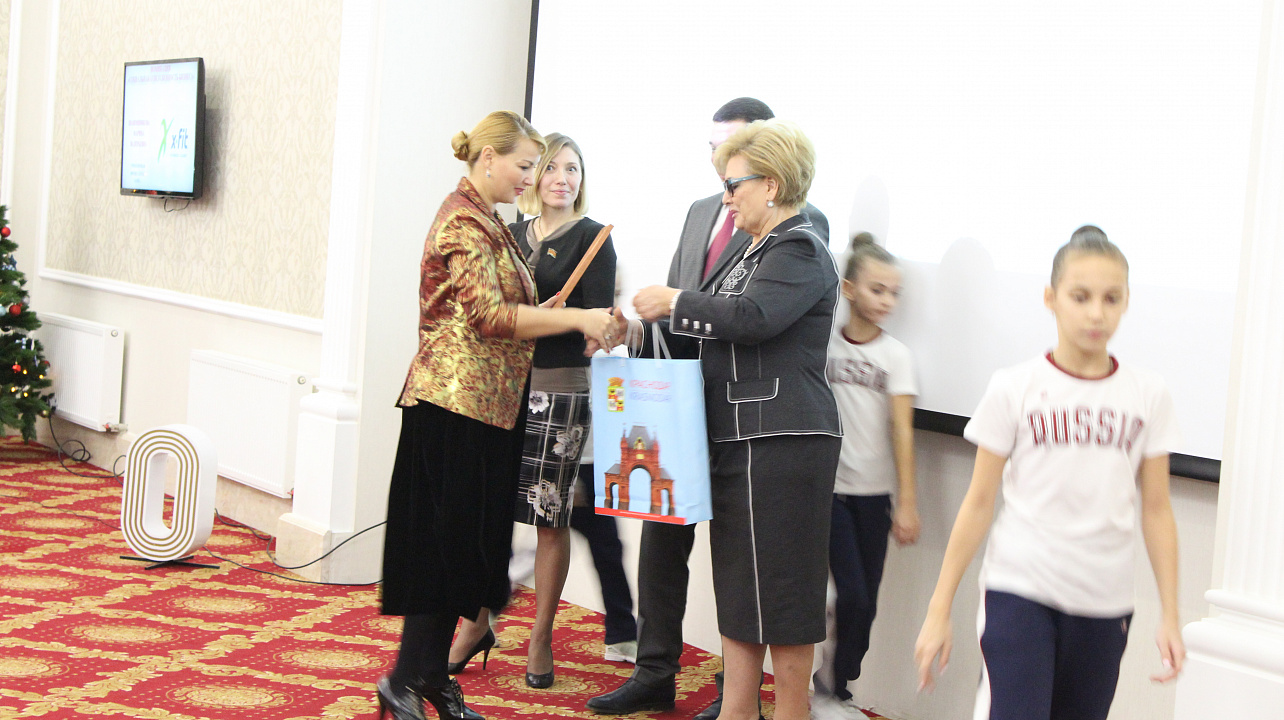 Спортивные итоги года подвели в Краснодаре. Атлетов и тренеров поблагодарил за достижения и поздравил с наступающим 2018 годом мэр Евгений Первышов. Часть 2.