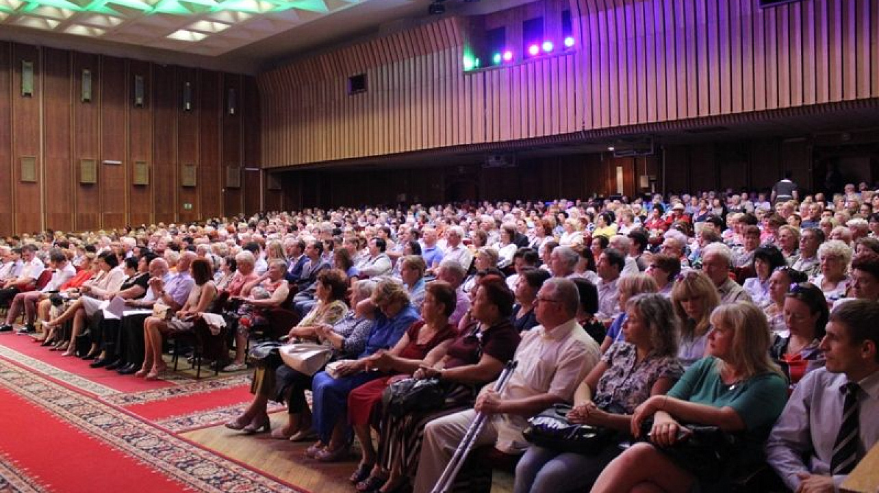 Председатель ТОС № 614 Валентина Арчакова стала победителем городского конкурса  на лучший орган ТОС