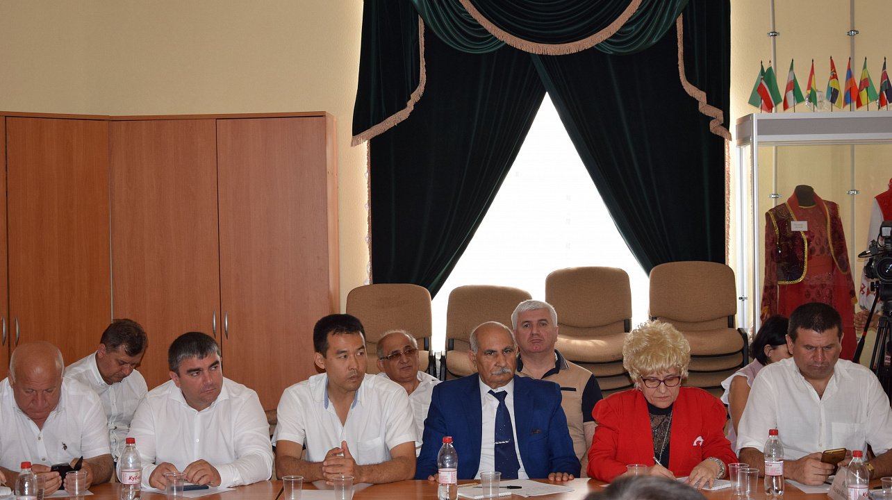 Представители национально-культурных объединений приняли участие в мероприятиях, посвя (3).JPG