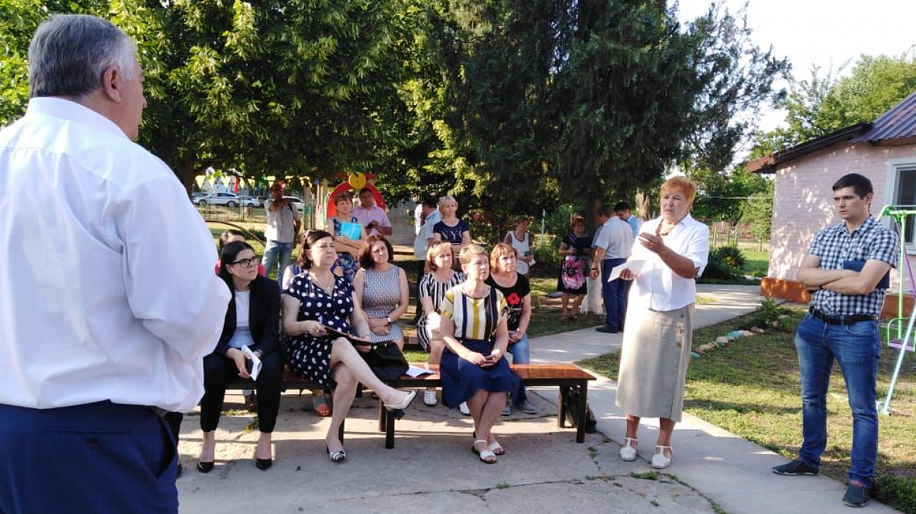 Встреча с жителями прошла в поселке Дорожном