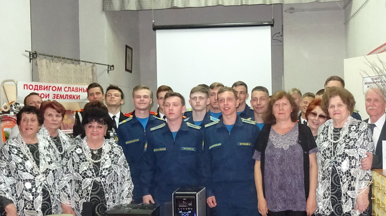 В библиотеке Западного округа прошла литературно-музыкальная композиция «Загадки старых переплетов»