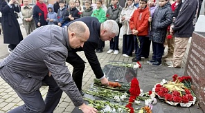 Возложения цветов к памятникам в День Неизвестного солдата сегодня прошли в Прикубанском округе