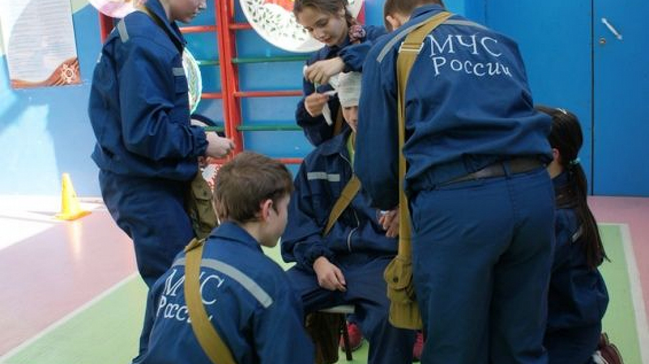 Среди учащихся Западного округа прошел конкурс военно-спортивной игры