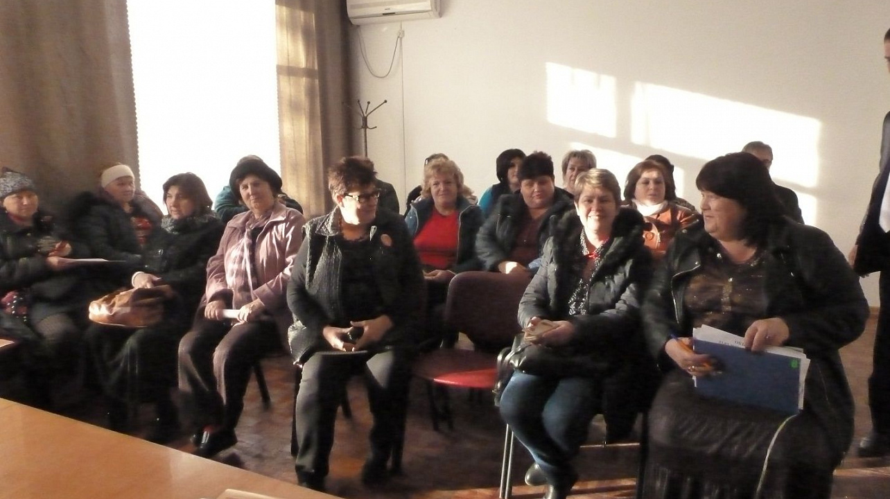 В станице Старокорсунской прошло совещание под руководством главы сельского округа В.Бедной