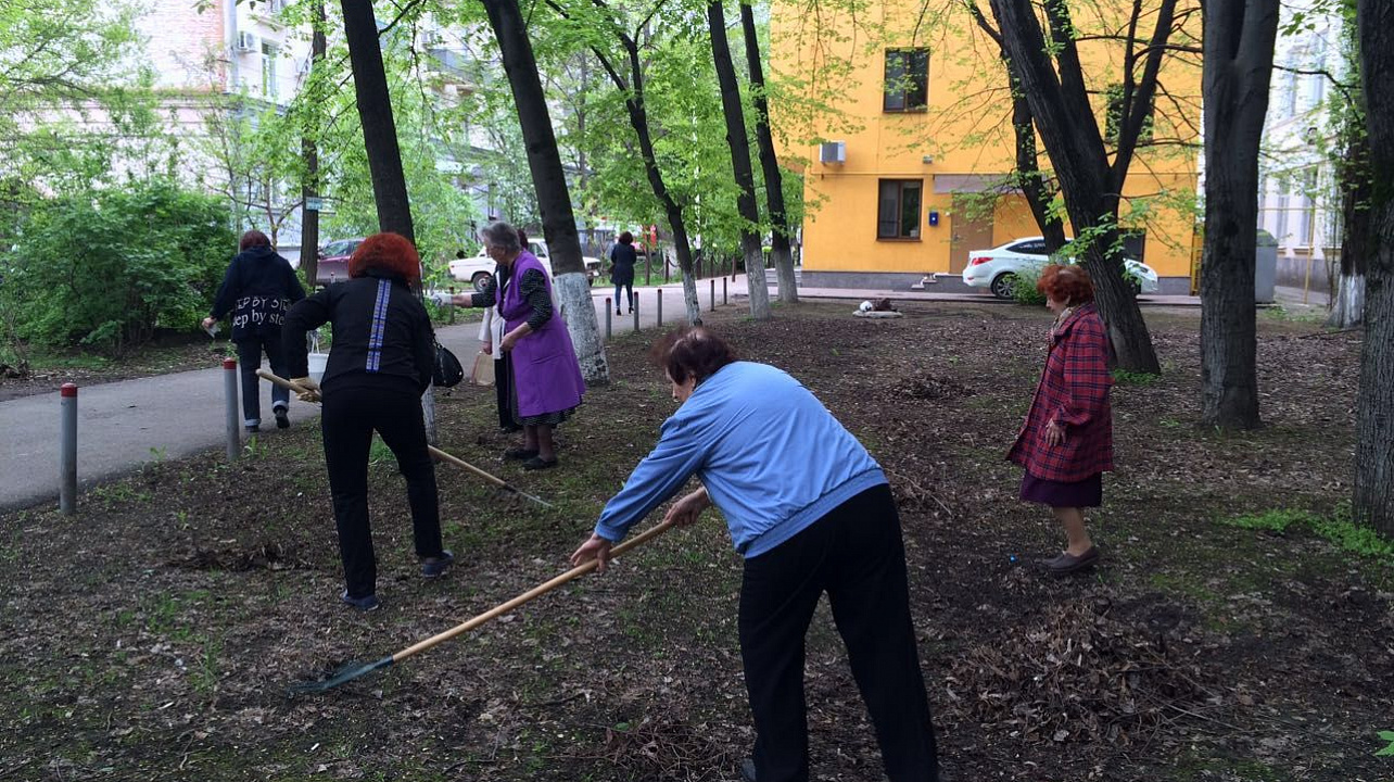 Всекубанский субботник прошел на территориях ТОС Западного округа