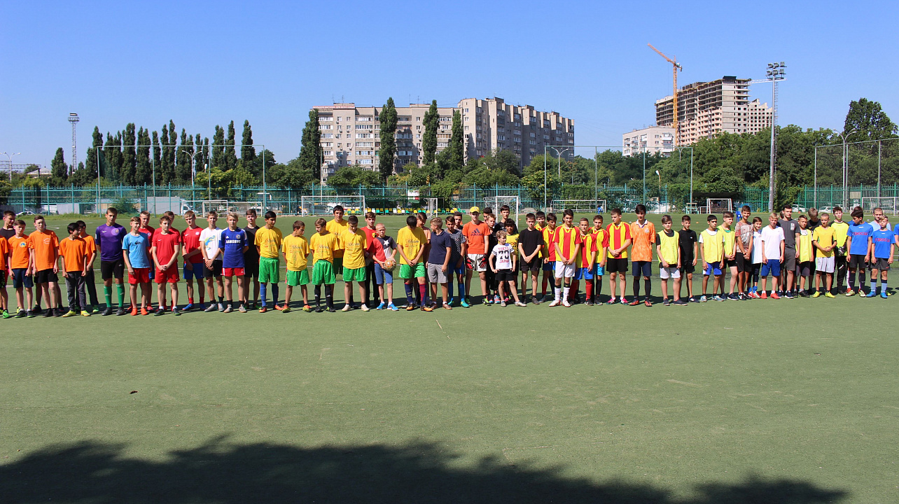 Определены команды, вышедшие в III этап Всекубанского турнира по футболу