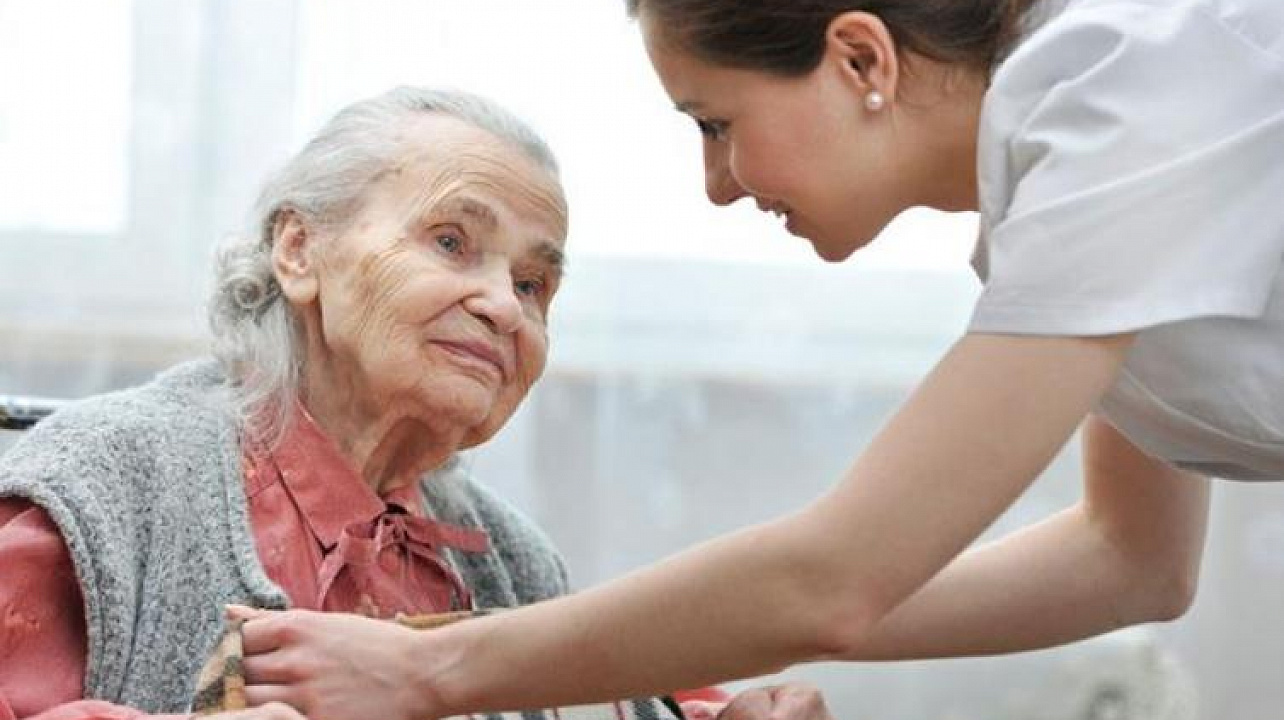 Приемные семьи для пожилых граждан или инвалидов