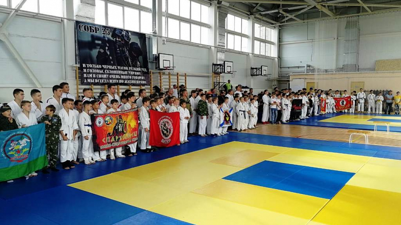 Юные казаки Западного округа приняли участие в фестивале по рукопашному бою