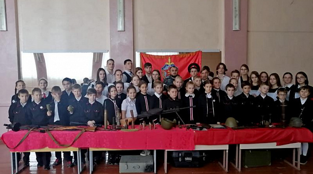 Научные сотрудники музея-заповедника им. Е.Д. Фелицына провели выездное мероприятие в рамках краевого проекта "75-летию Великой Победы – 75 героических страниц"