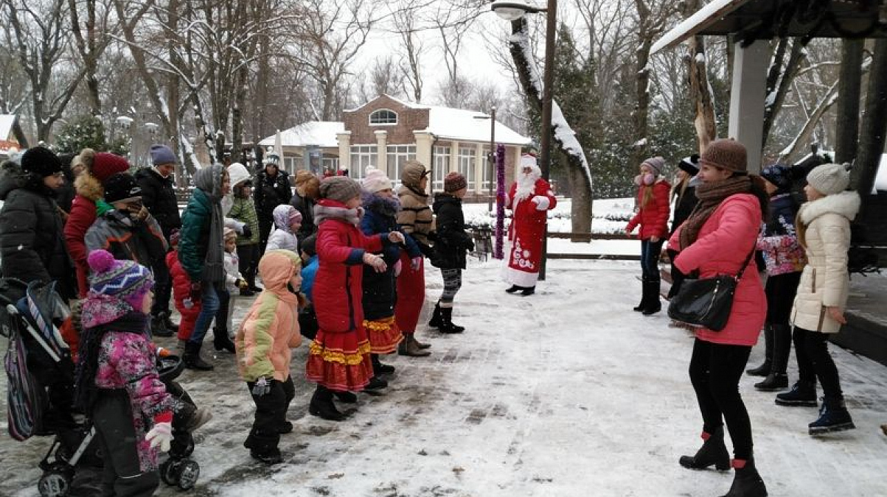 В Центральном округе прошло мероприятие «Здравствуй, праздник новогодний!»