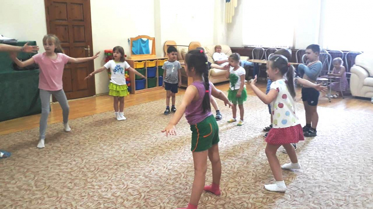 «Всех царей главнее – дети!»