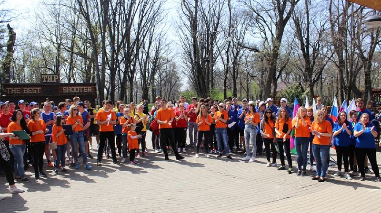 В Центральном округе прошел молодежный фестиваль «Свежий ветер»