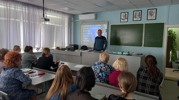 Учащимся лицея № 90 рассказали о правилах пожарной безопасности