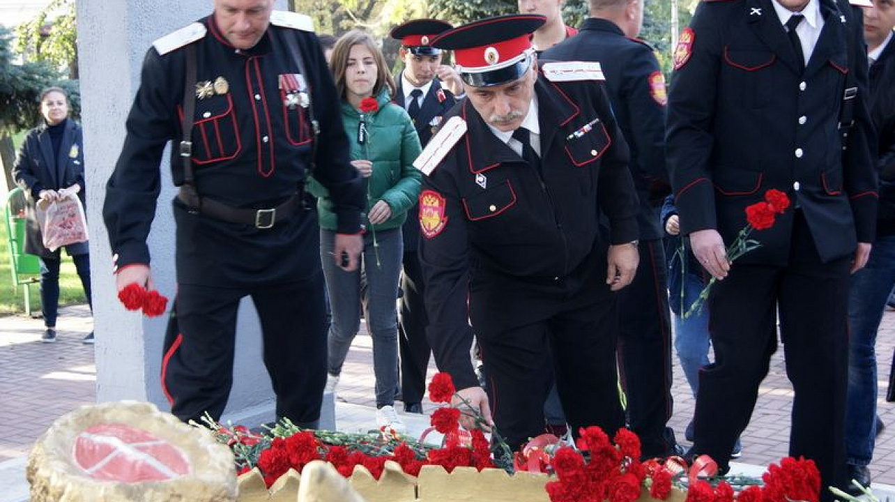 Казаки почтили память жертв гражданской войны