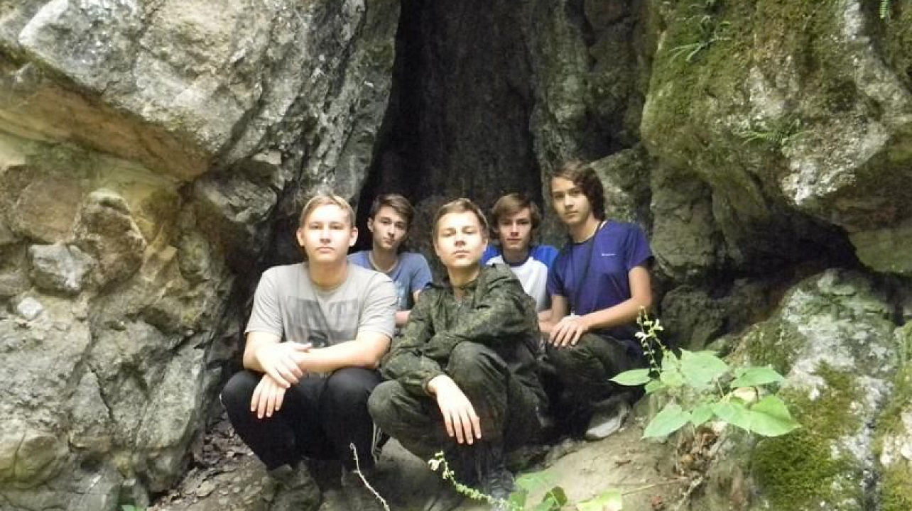 Ученики Западного округа приняли участие в походе