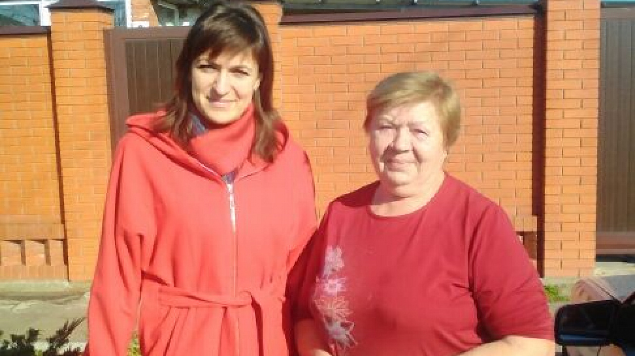 В Прикубанском округе поздравили с юбилеем председателя ТОС № 365 Галину Стоялову