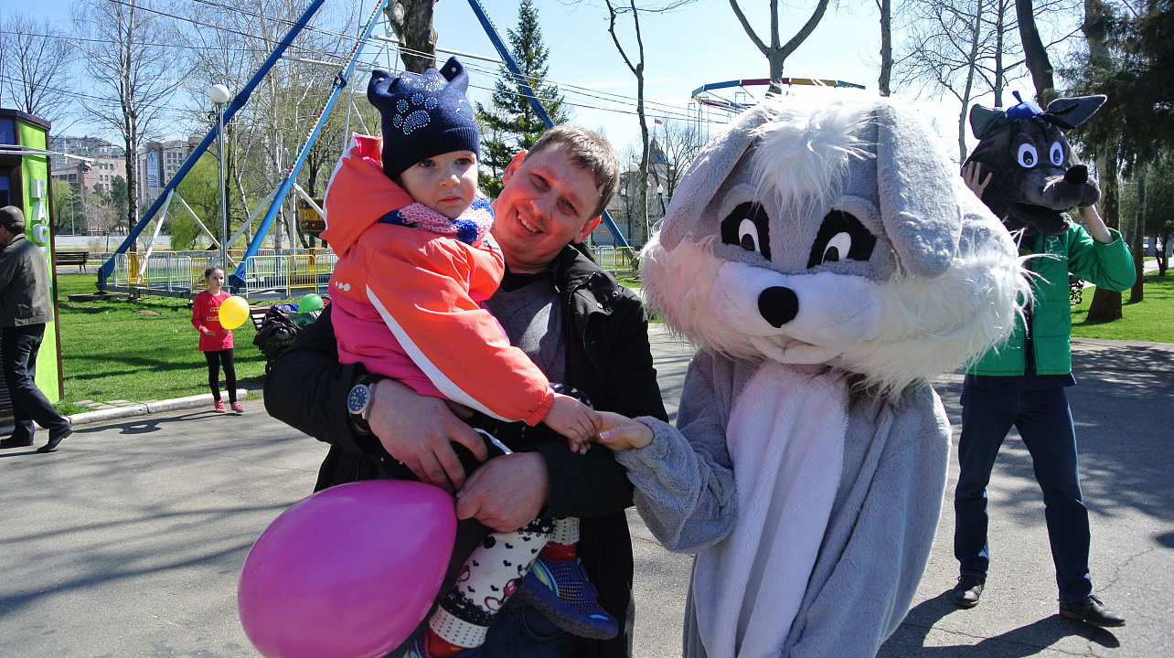 Молодёжный Совет Западного округа провёл праздничную программу