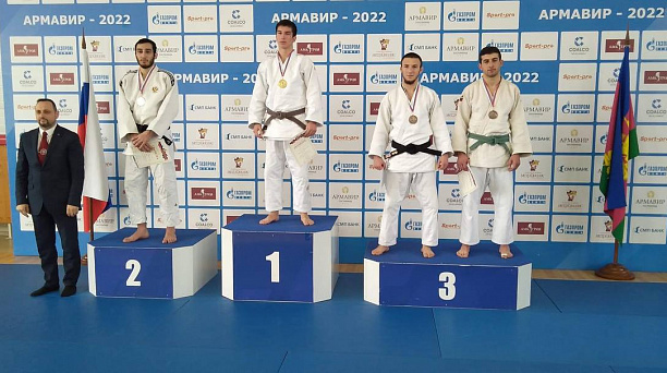 Воспитанники СШОР №5 завоевали 13 медалей юниорского первенства Краснодарского края по дзюдо