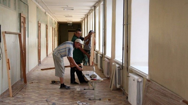 В школах Центрального округа идет активная подготовка к новому учебному году