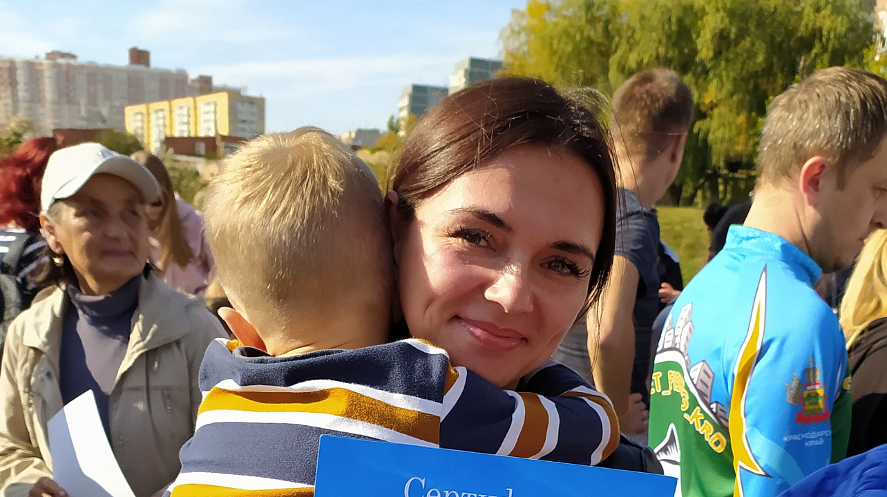 Большой субботник и зарыбление озер состоялось в Карасунском округе