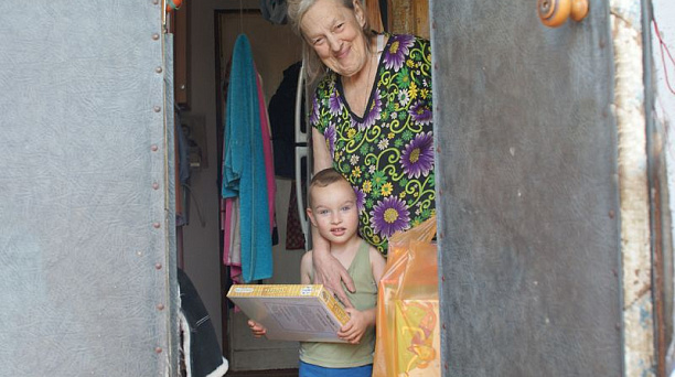 В Центральном округе с Днем защиты детей поздравили многодетные семьи и семьи с детьми-инвалидами