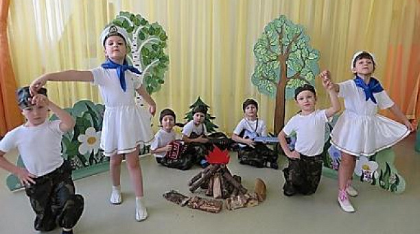 В детском саду № 100 прошел вечер инсценированной песни