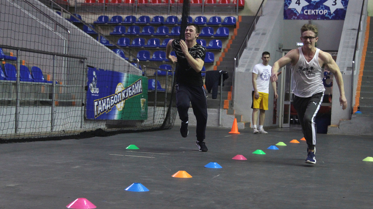 Тренируйся раз по сто - сдашь все нормы ГТО!