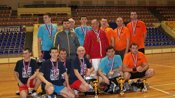 Команда Западного округа заняла второе место по стритболу