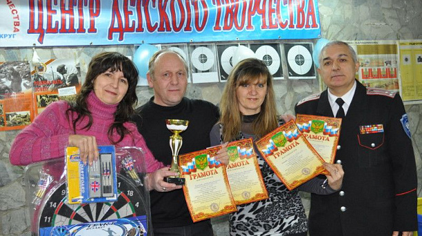 Учителя прикубанских школ определили лучших стрелков из снайперской винтовки