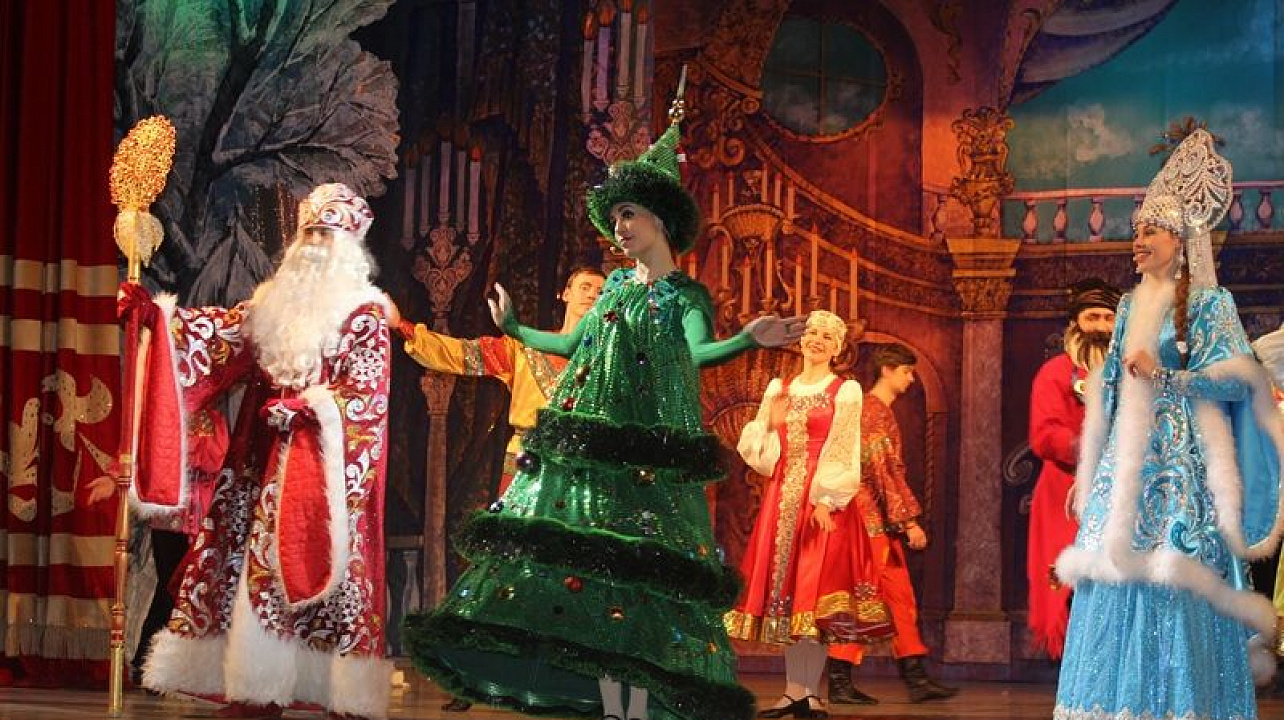 Для детей из социально-незащищенных семей Центрального округа пройдут два новогодних спектакля
