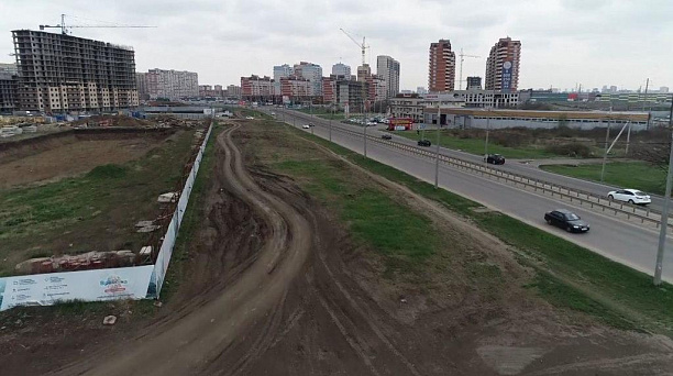 В Краснодаре начали строительство аллеи по ул. им. Петра Метальникова