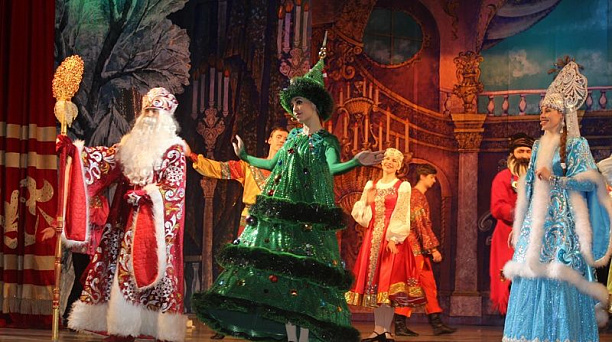 Для детей из социально-незащищенных семей Центрального округа пройдут два новогодних спектакля