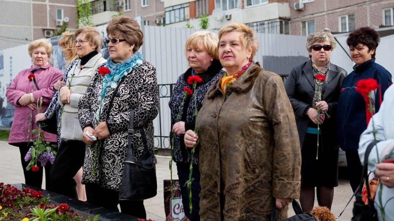 Школьники и общественность Западного округа приняли участия в акции памяти жертв Чернобыля