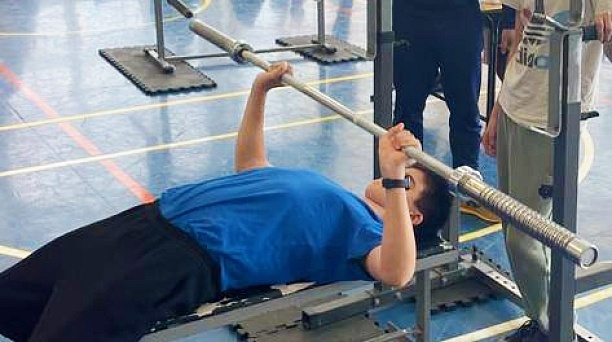 У кого ОФП лучше? 