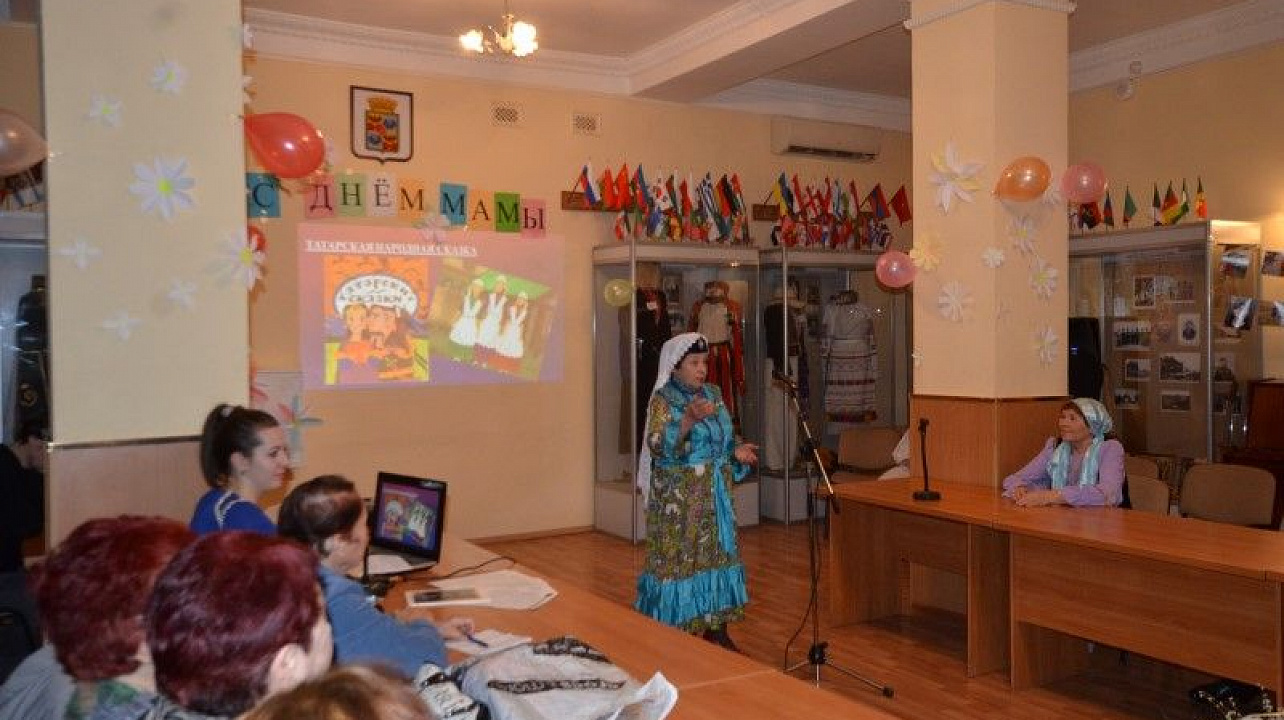 Межнациональный праздник, посвящённый Дню матери, состоялся в Краснодаре (8).jpg