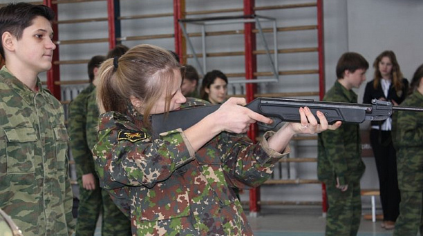 Школьники Центрального округа  готовы к защите Отечества