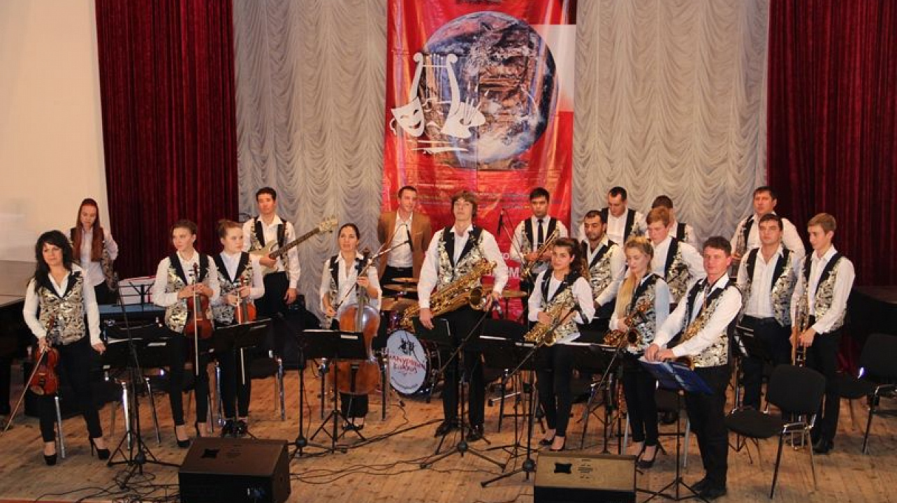 Оркестр «Новая волна» завоевал сердца сочинцев