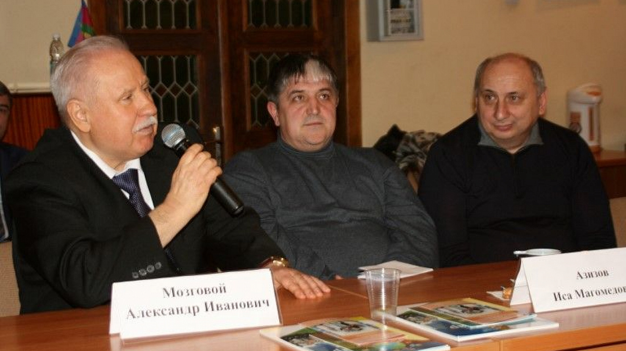 Круглый стол «Кавказа гордые сыны» прошёл в Краснодаре (5).JPG