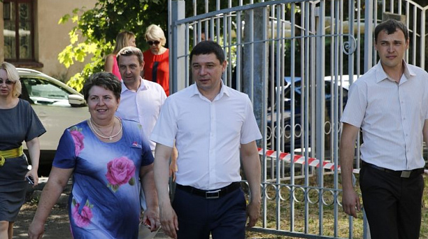 Евгений Первышов: Исторически ценную архитектуру школ Краснодара при ремонте фасадов необходимо сохранять