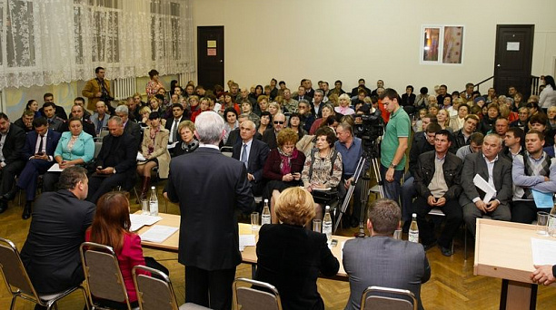 Владимир Евланов: «Московский» микрорайон Краснодара будет полностью обеспечен парковочными местами