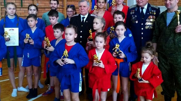 Юные казаки поборолись за медали