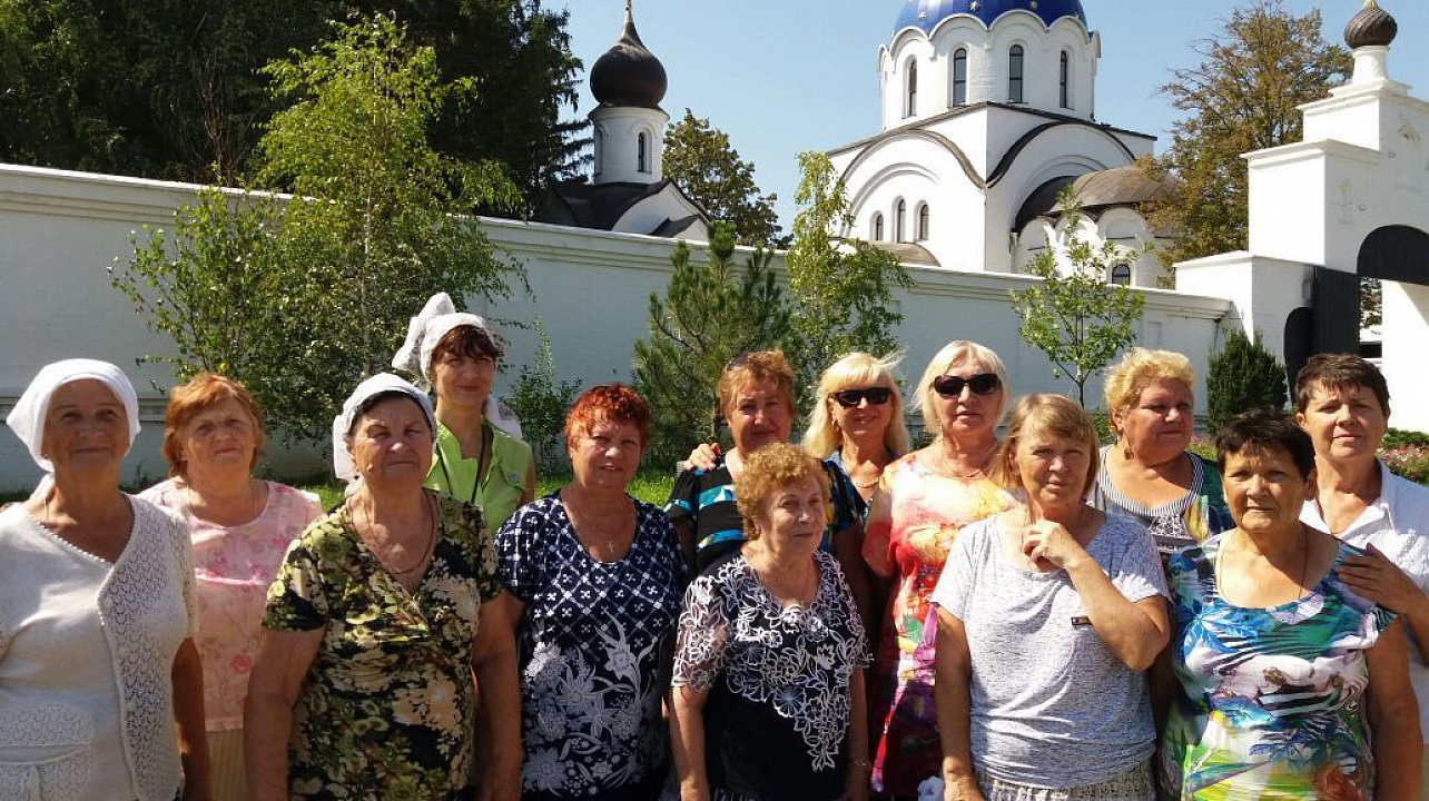 Общественники Славянского микрорайона побывали с экскурсией в монастыре иконы «Тихвинской Божьей матери»