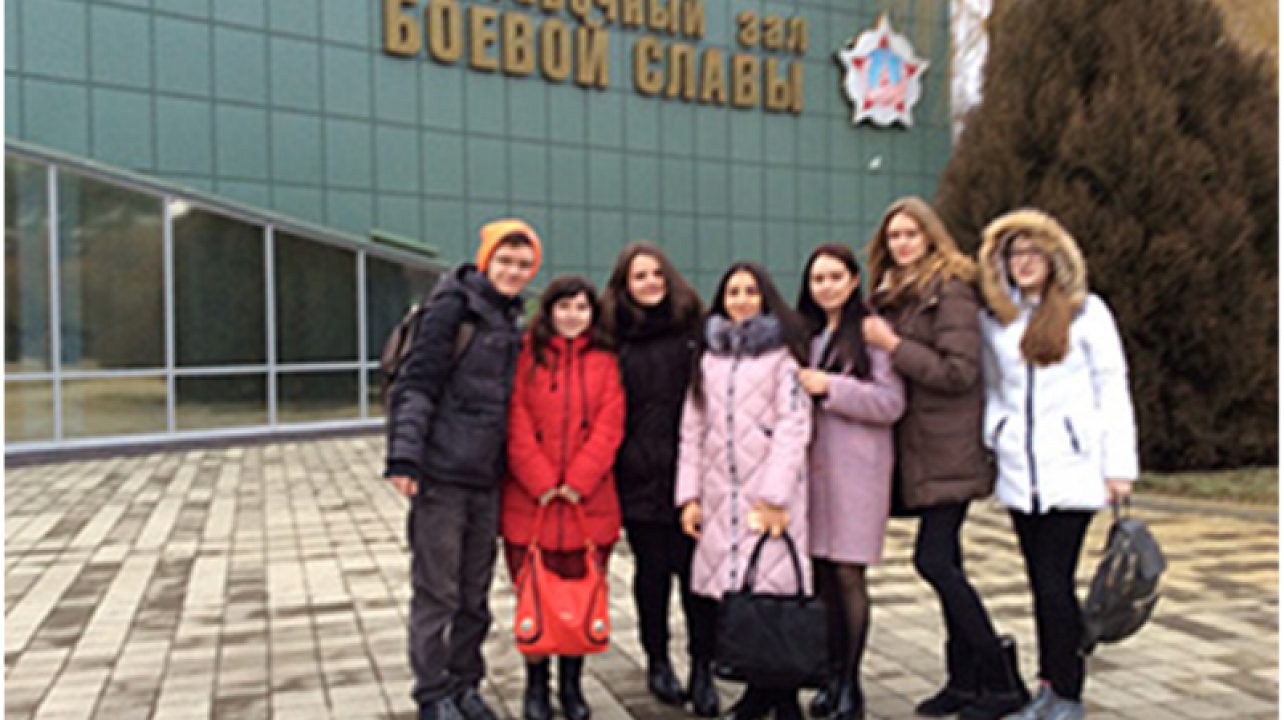 Студенты Академии ИМСИТ побывали на экскурсии в Выставочном зале Боевой Славы