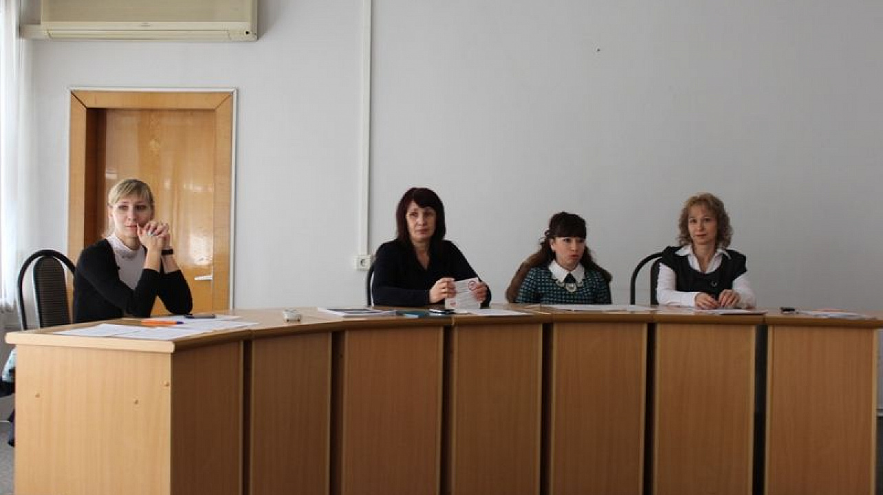 В администрации Центрального округа обсудили проблемы зависимости от вредных привычек