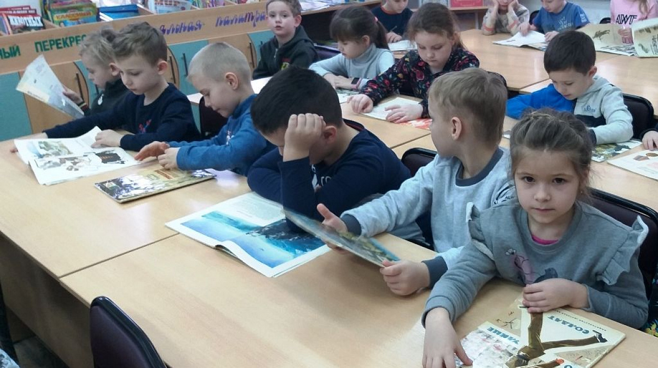 Воспитанники детсада № 223 «Лебедушка» побывали на уроке, посвященном защитникам Краснодара