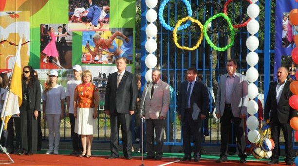 В Центральном округе открылась спортивная площадка