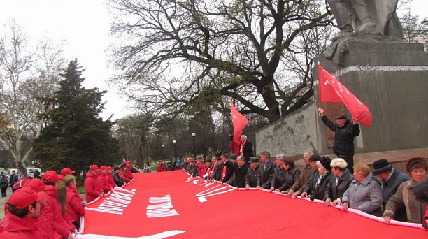 В Центральном округе приветствовали автоколонну международного проекта «Наша Великая Победа»
